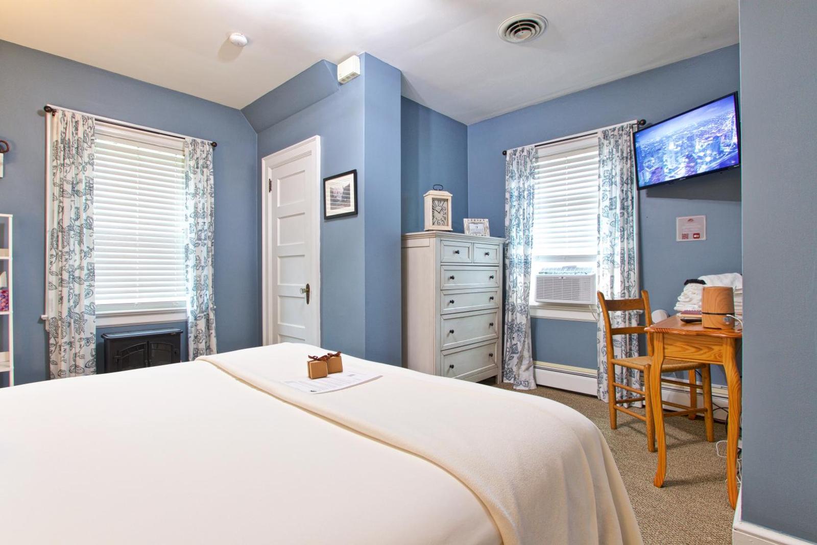 Clay Corner Inn Main image 1